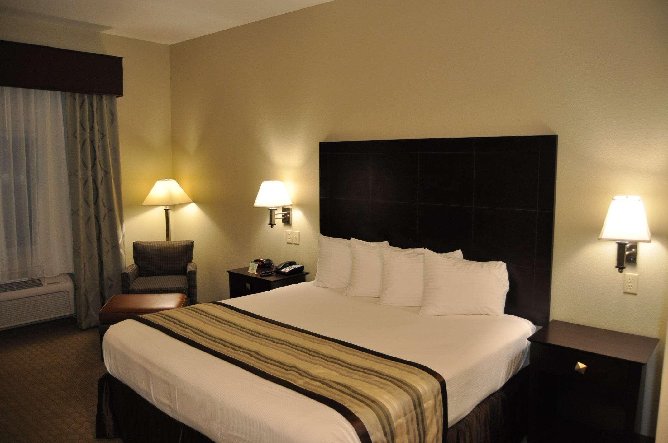 Best Western Oasis Inn Canadian Екстериор снимка