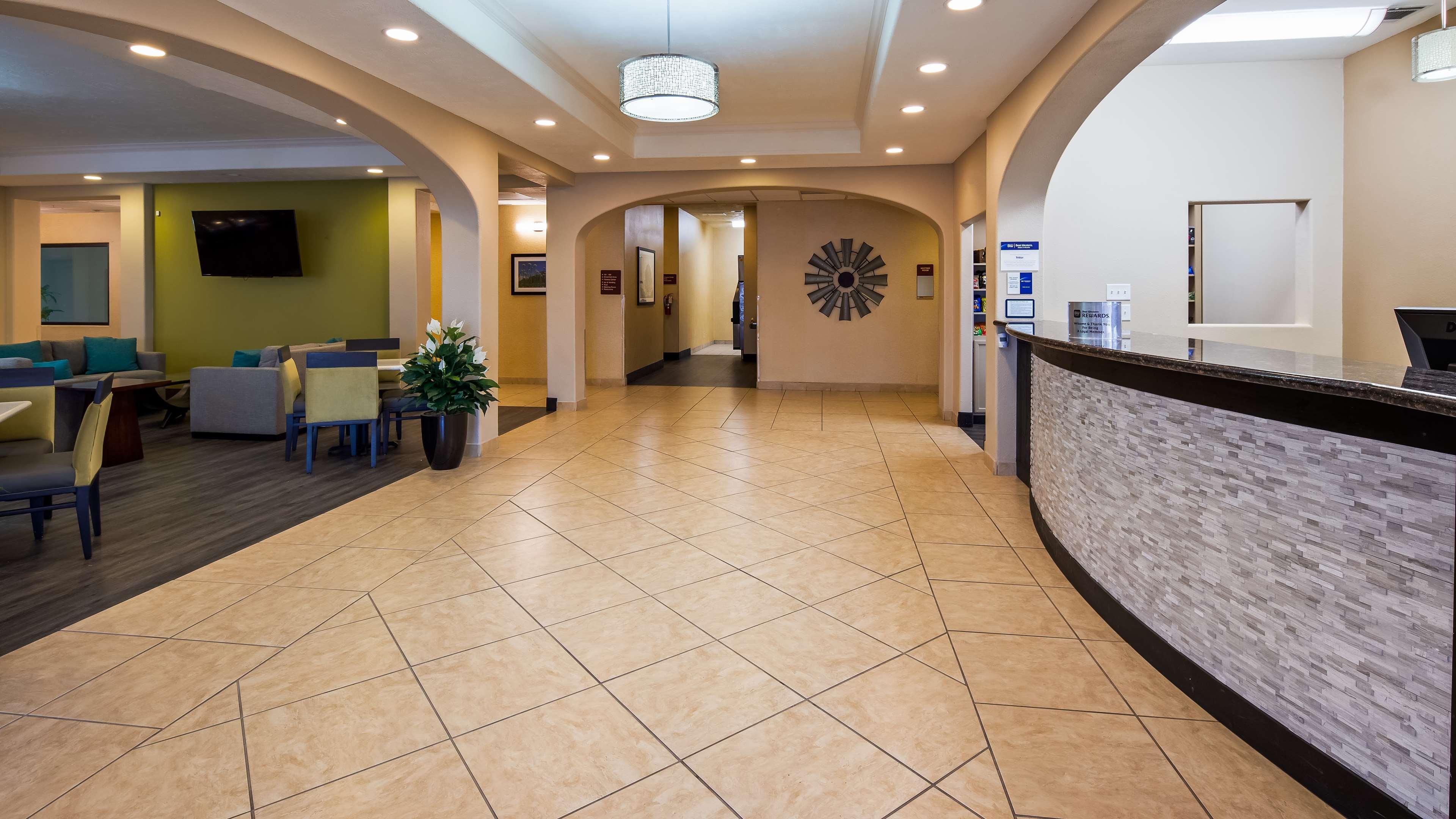 Best Western Oasis Inn Canadian Екстериор снимка