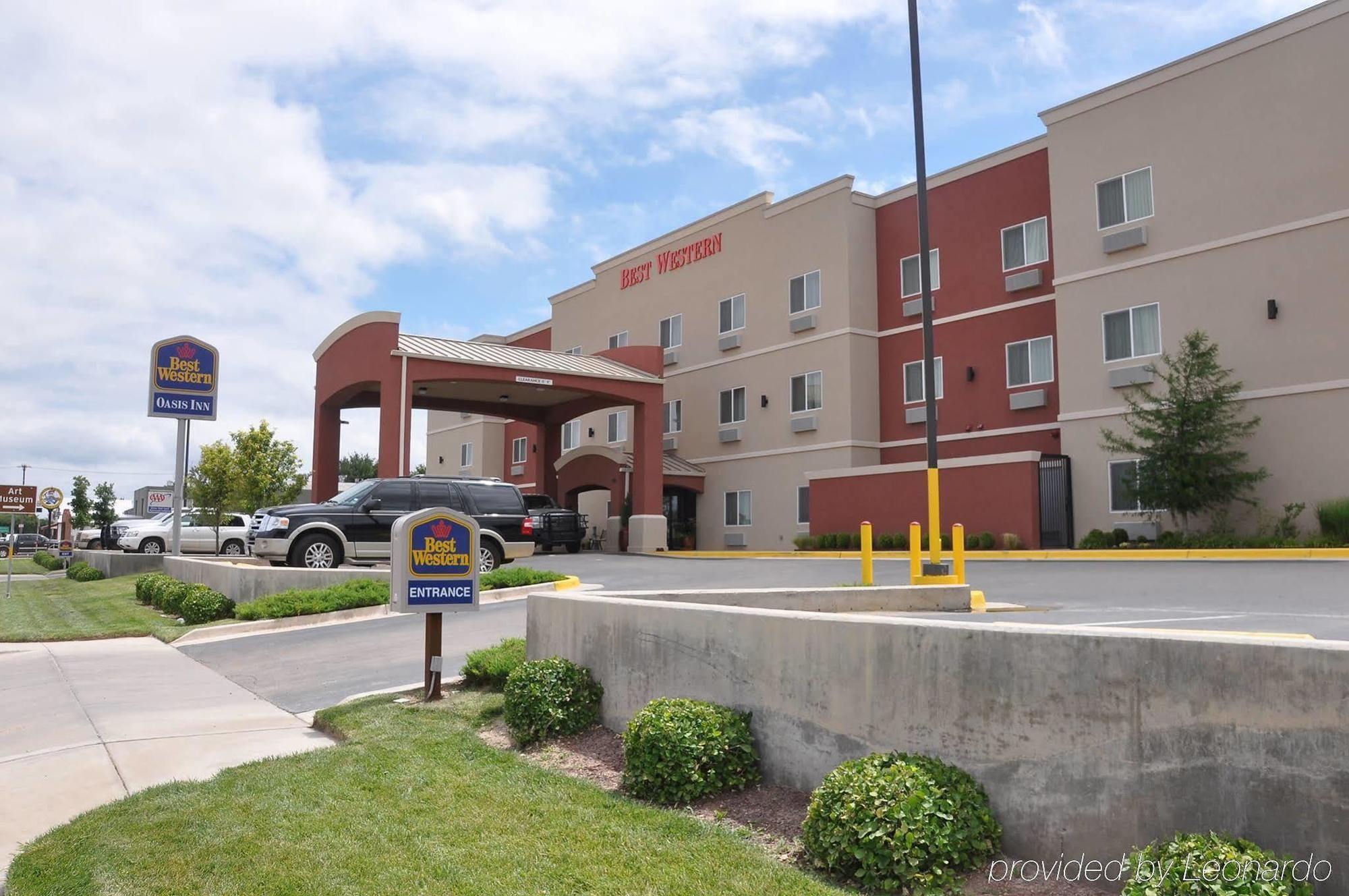 Best Western Oasis Inn Canadian Екстериор снимка